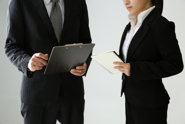 通路で足止めするために